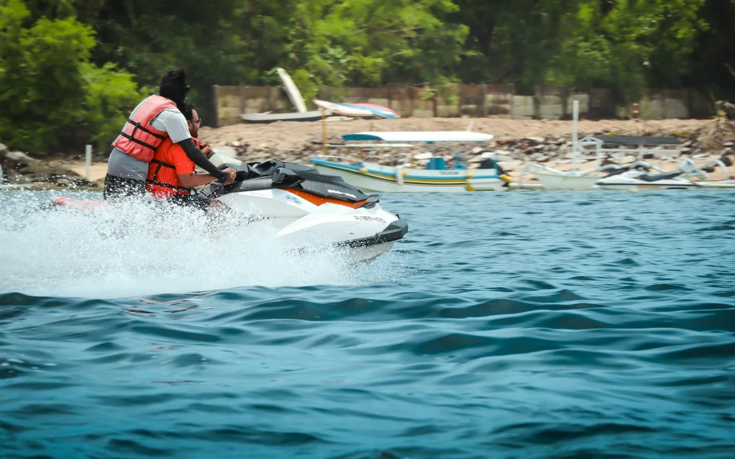 Benoa: Watersport & Pantai Selatan Bali
